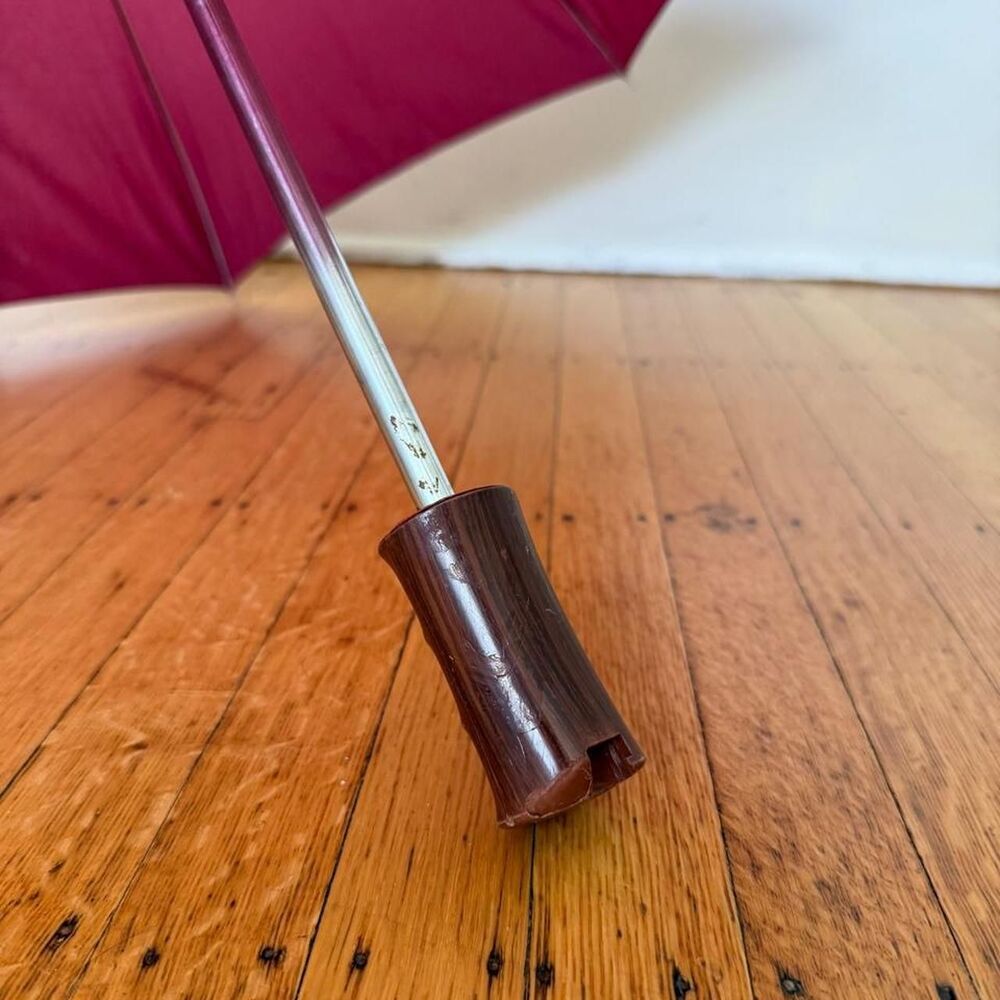 Unbranded Burgundy Umbrella - Picture 5 of 8